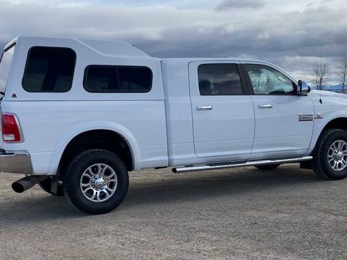 Used 2014 RAM 3500 Laramie w/ Convenience Group image 9