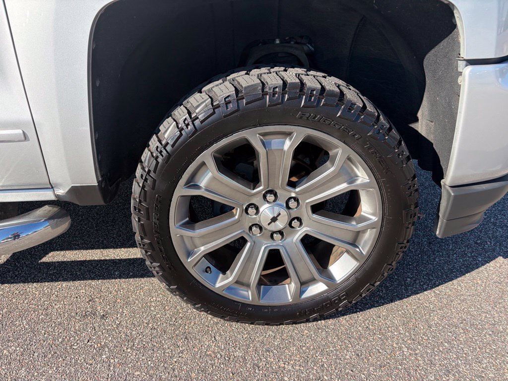 Used 2016 Chevrolet Silverado 1500 LT w/ All Star Edition AWD/4WD image 8