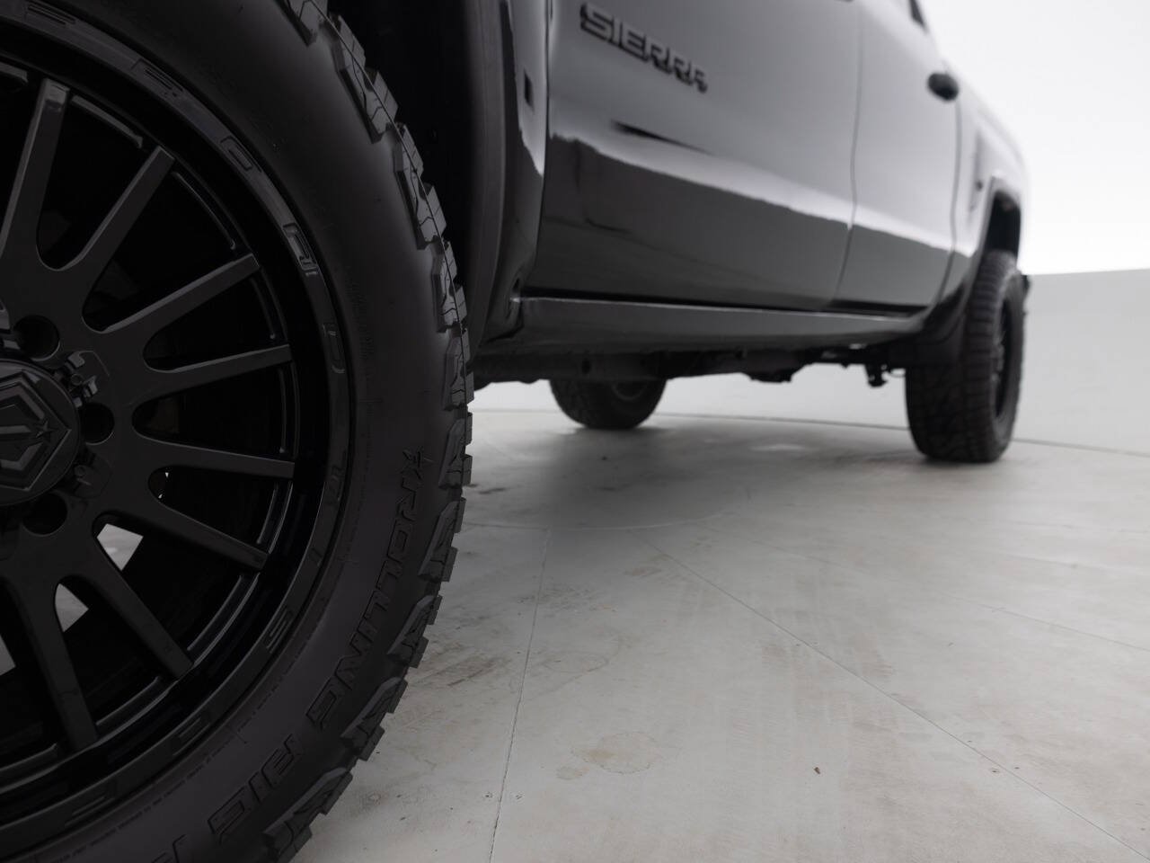 Used 2014 GMC Sierra 1500 4x4 Crew Cab image 24