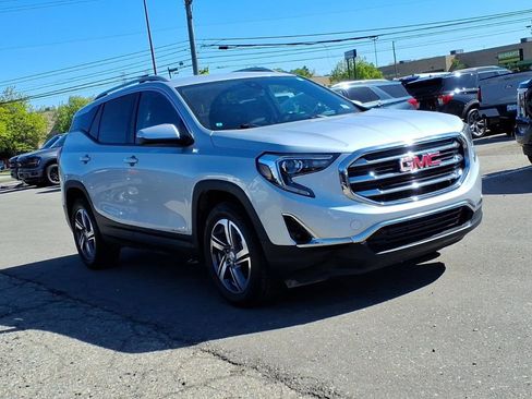 Used 2021 GMC Terrain SLT w/ LPO, Floor Liner Package AWD/4WD image 7