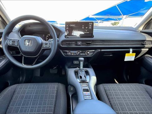 New 2026 Honda HR-V LX image 5