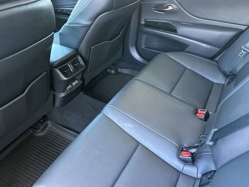 Used 2025 Lexus ES 350 w/ Premium Package FWD image 14