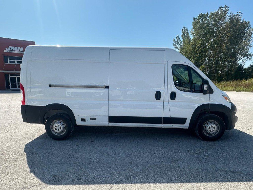 Used 2024 RAM ProMaster 2500 w/ Convenience Group FWD image 14