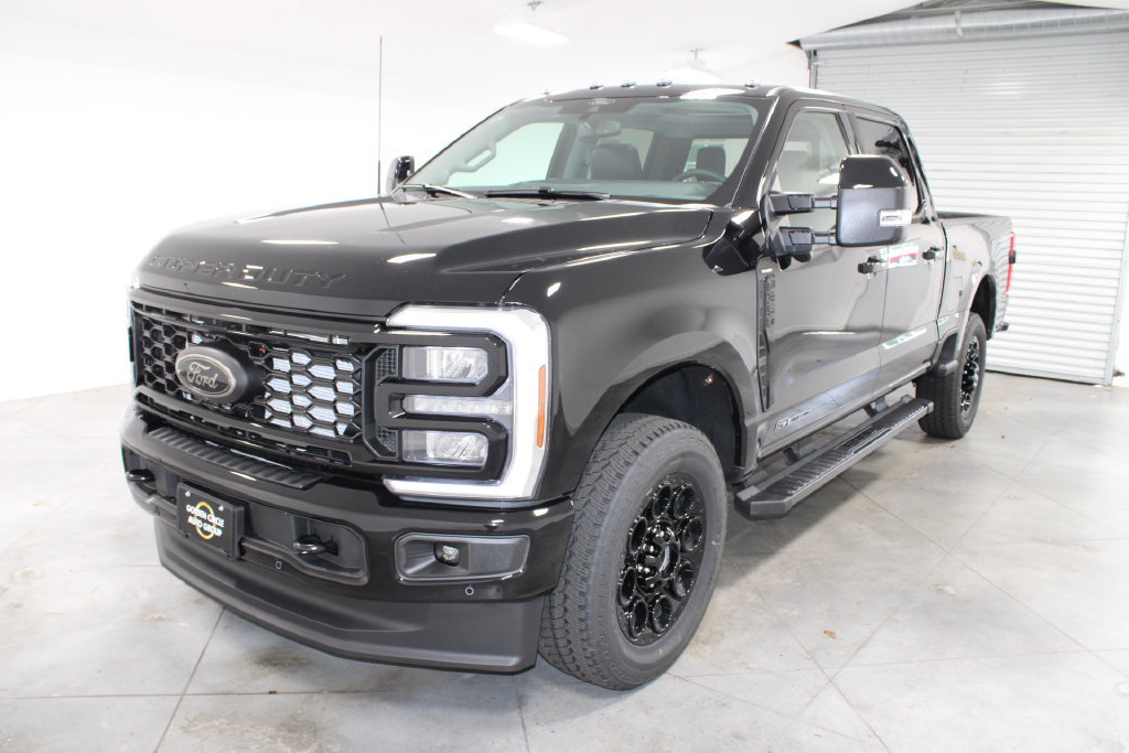 New 2026 Ford F350 Lariat w/ Black Appearance Package AWD/4WD image 3