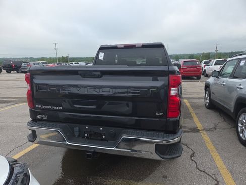 Used 2022 Chevrolet Silverado 1500 LT w/ Protection Package AWD/4WD image 13