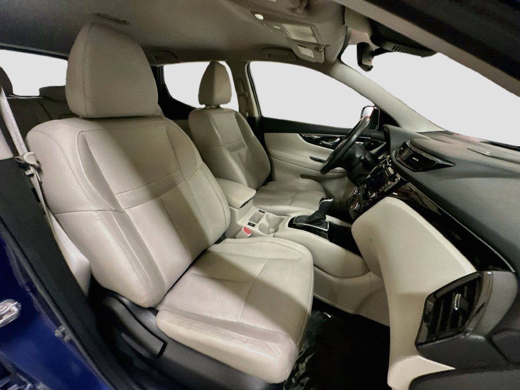 Used 2019 Nissan Rogue Sport SL FWD image 27