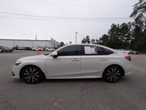 Used 2024 Honda Civic EX image 5