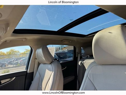 Certified 2022 Lincoln Nautilus Reserve w/ Equipment Group 201A image 52