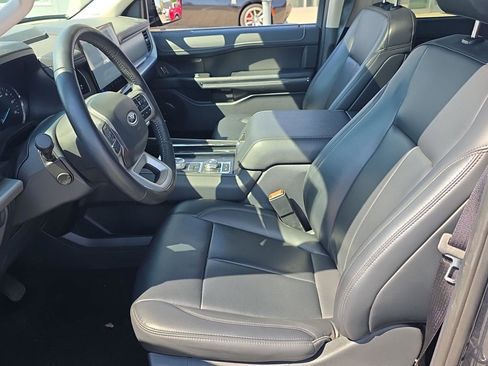 Used 2024 Ford Expedition Max XLT AWD/4WD image 15