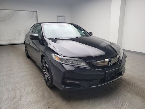 Used 2016 Honda Accord Touring image 13