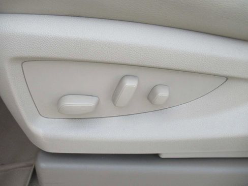 Used 2020 GMC Yukon Denali w/ Open Road Package image 19