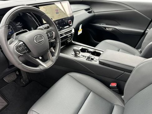 New 2026 Lexus RX 450h AWD image 8