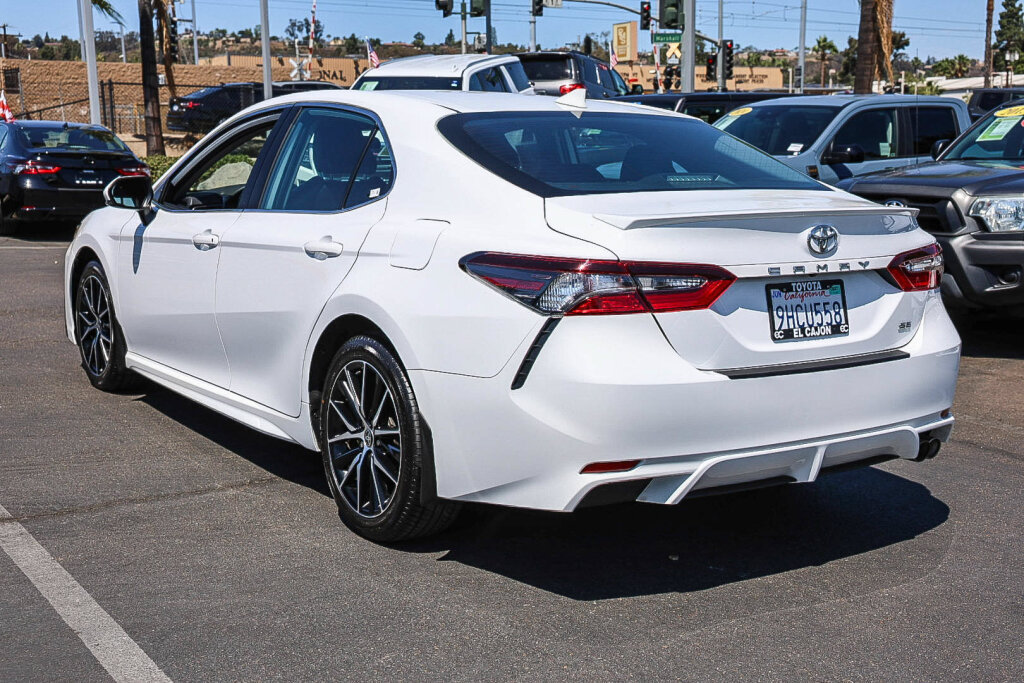 Used 2023 Toyota Camry SE FWD image 20