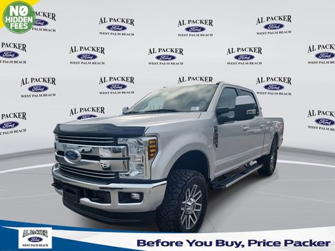 Used 2018 Ford F250 Lariat w/ Lariat Value Package image 1