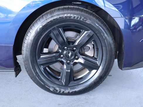 Used 2019 Ford Mustang Coupe image 14