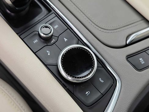 Used 2021 Cadillac XT5 Premium Luxury image 26