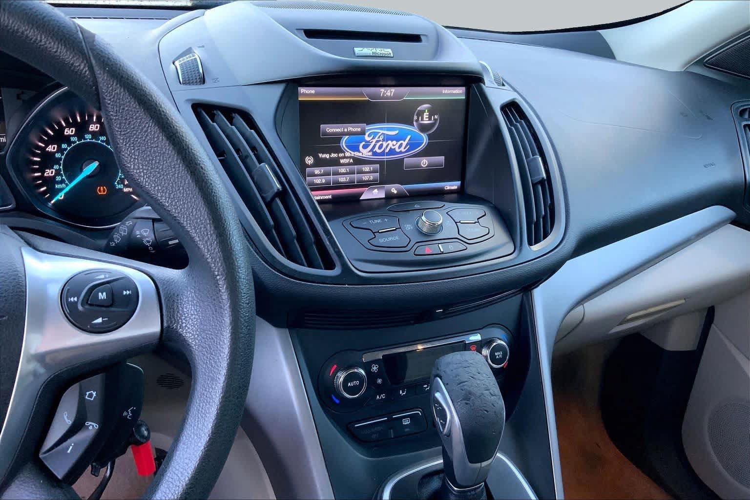 Used 2014 Ford Escape SE w/ Equipment Group 201A FWD image 6