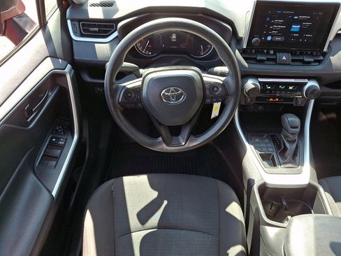 Used 2024 Toyota RAV4 LE image 21