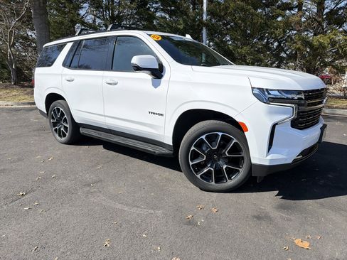 Used 2022 Chevrolet Tahoe RST w/ Luxury Package image 2