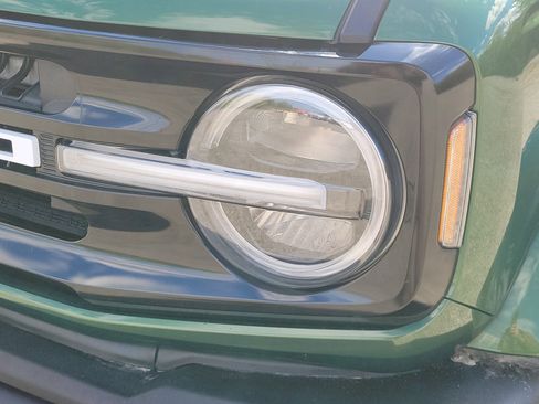 Used 2023 Ford Bronco Outer Banks AWD/4WD image 9