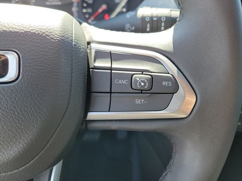 Used 2024 Jeep Compass Latitude AWD/4WD image 20