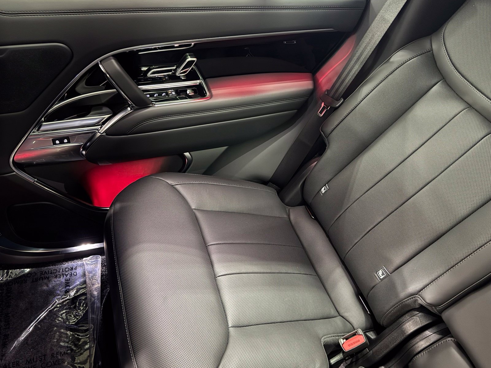 New 2026 Land Rover Range Rover SE AWD/4WD image 29