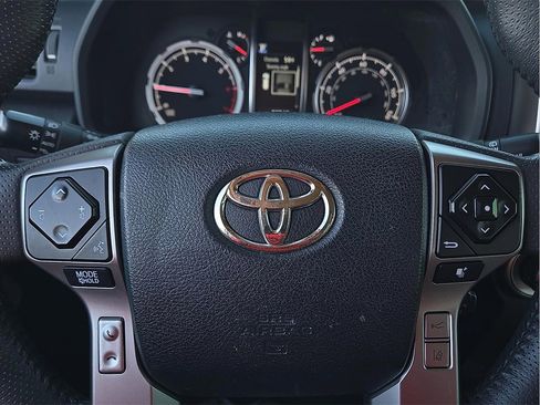 Used 2021 Toyota 4Runner Limited image 19