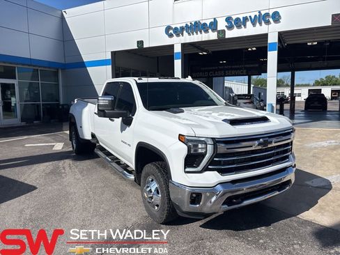 Used 2025 Chevrolet Silverado 3500 LTZ w/ LTZ Convenience Package image 1