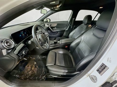 Used 2021 Mercedes-Benz A 220 image 15