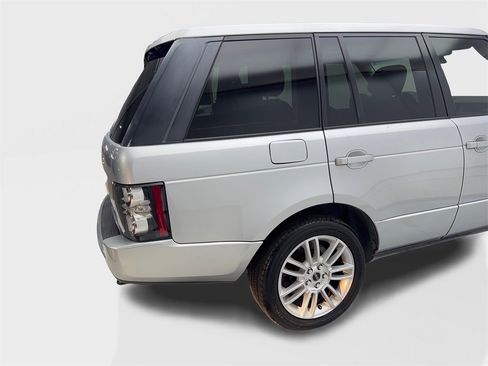 Used 2012 Land Rover Range Rover HSE image 18