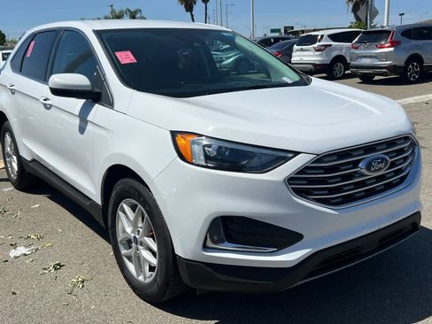 Used 2022 Ford Edge SEL image 3