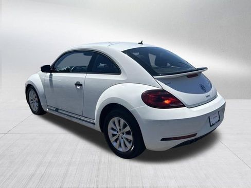 Used 2017 Volkswagen Beetle 1.8T S FWD image 8