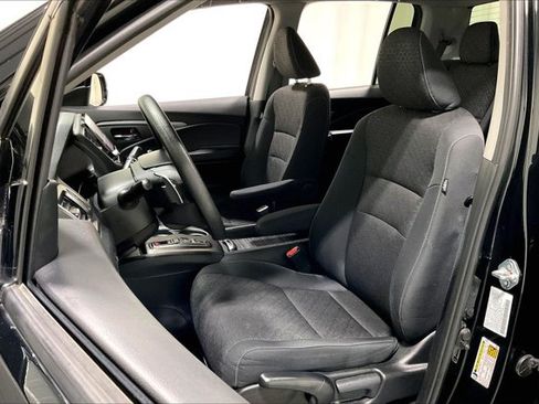 Used 2023 Honda Ridgeline Sport image 25