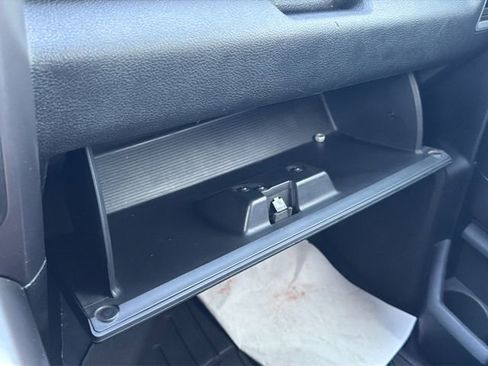 Used 2018 RAM 3500 Laramie Longhorn image 31