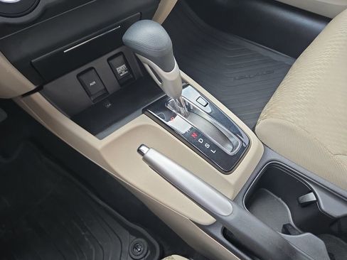 Used 2015 Honda Civic LX image 24