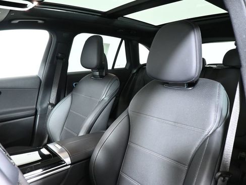 Certified 2026 Mercedes-Benz GLC 300 4MATIC image 15