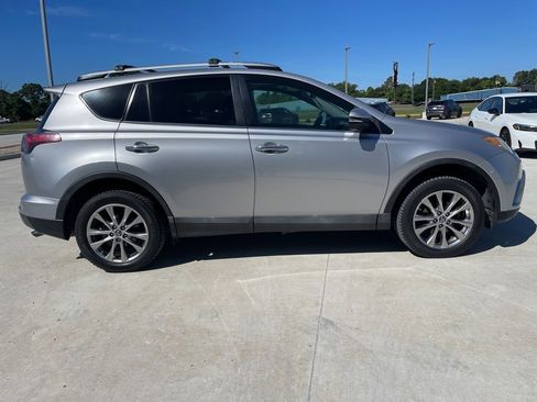 Used 2016 Toyota RAV4 Limited w/ Advanced Technology Package FWD image 4