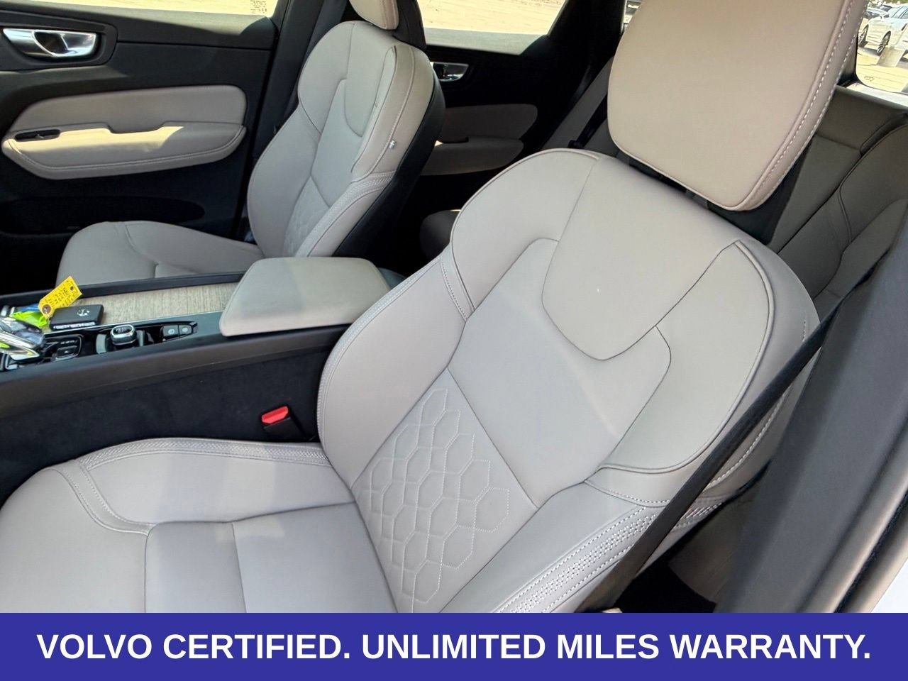 Certified 2026 Volvo XC60 B5 Plus AWD/4WD image 25