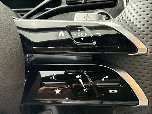 Used 2025 Mercedes-Benz C 300 4MATIC Sedan image 13