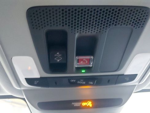 Certified 2025 Acura ADX AWD image 29