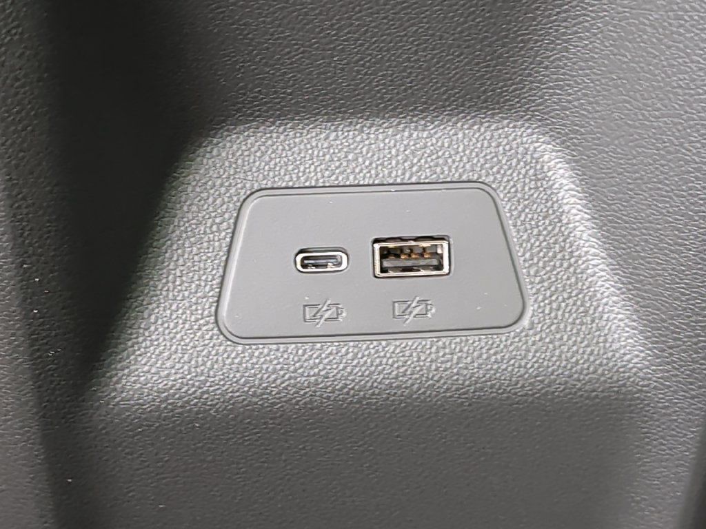 New 2026 Buick Envision Sport Touring AWD/4WD image 37