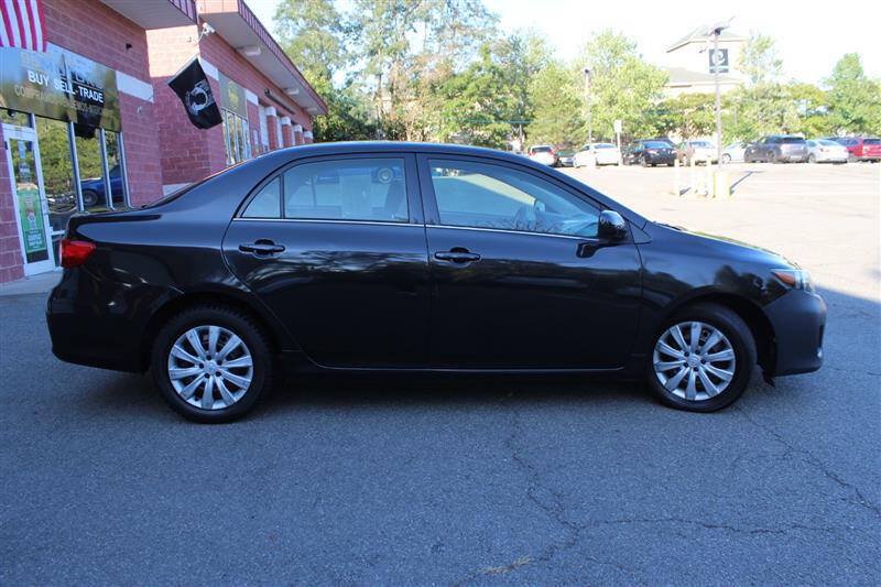 Used 2013 Toyota Corolla LE FWD image 6