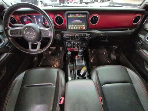 Certified 2022 Jeep Gladiator Rubicon w/ Auxiliary Switch Group image 15