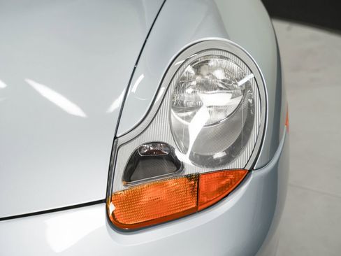 Used 1999 Porsche 911 Carrera image 15