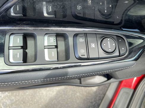 Used 2022 Kia Niro LXS FWD image 15