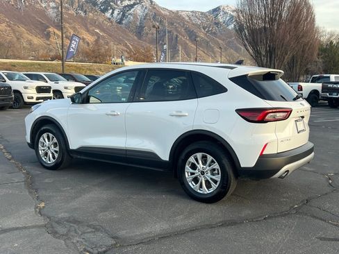 Used 2025 Ford Escape Active image 12