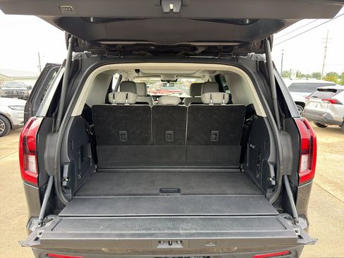 Used 2025 Ford Expedition Active AWD/4WD image 31