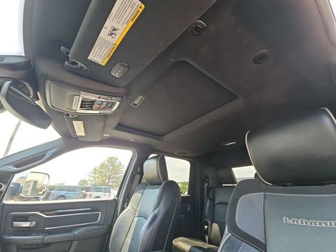 Used 2019 RAM 2500 Laramie AWD/4WD image 16