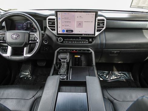 Used 2024 Toyota Tundra Platinum image 11