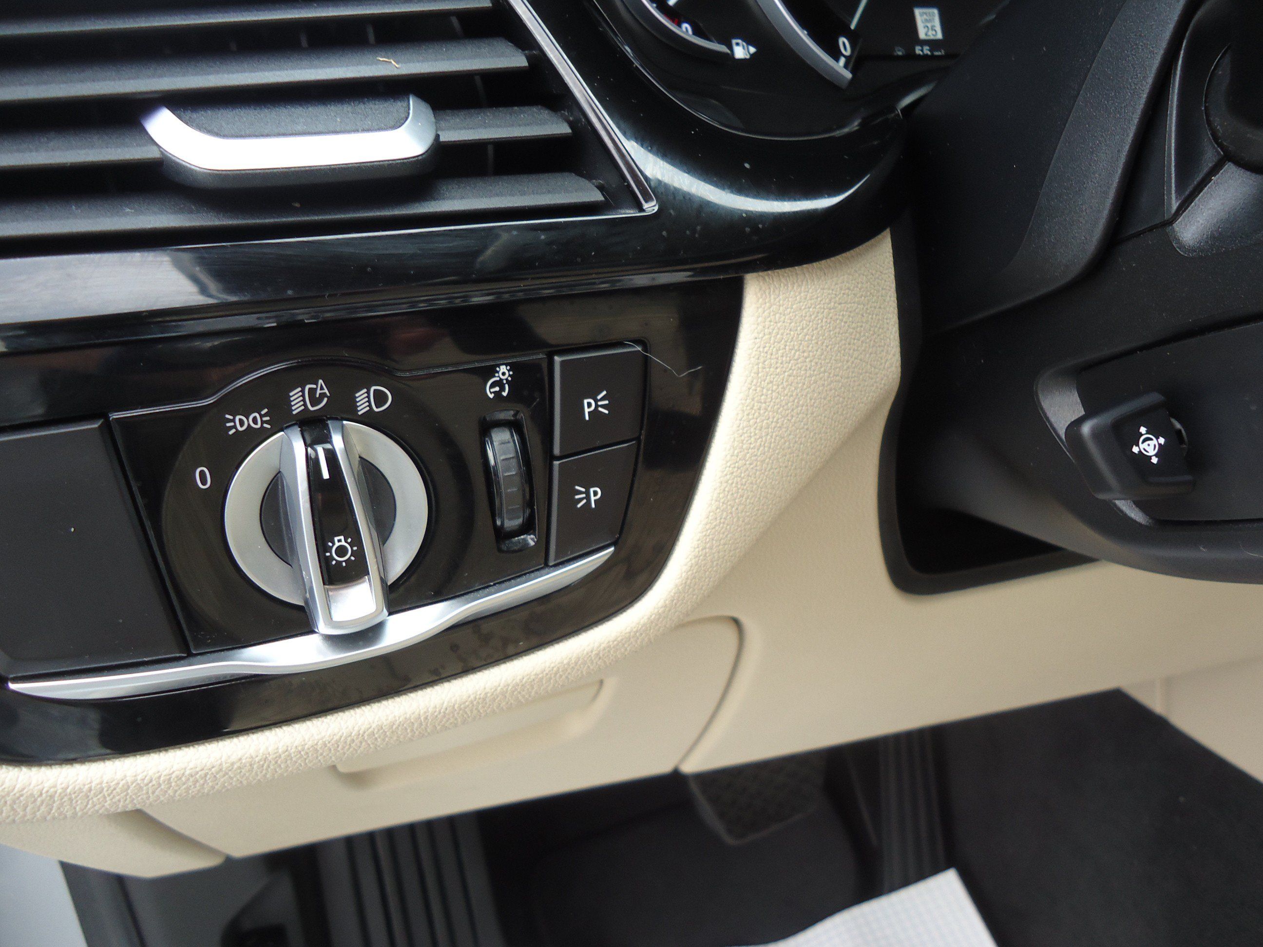 Used 2019 BMW 540i RWD image 14